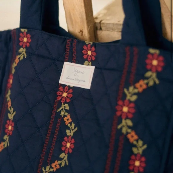 Sezane | Bag | Quilted Tote Bag • Sezane x Lucia Vergara - Picture 7 of 15